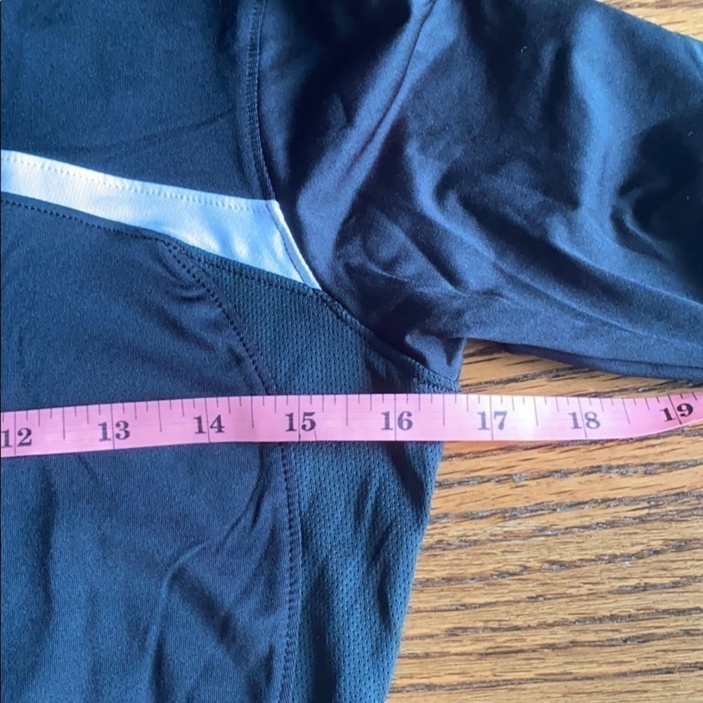 Under Armour Fitted Coupe Ajustee Black Shirt S - Picture 8 of 8